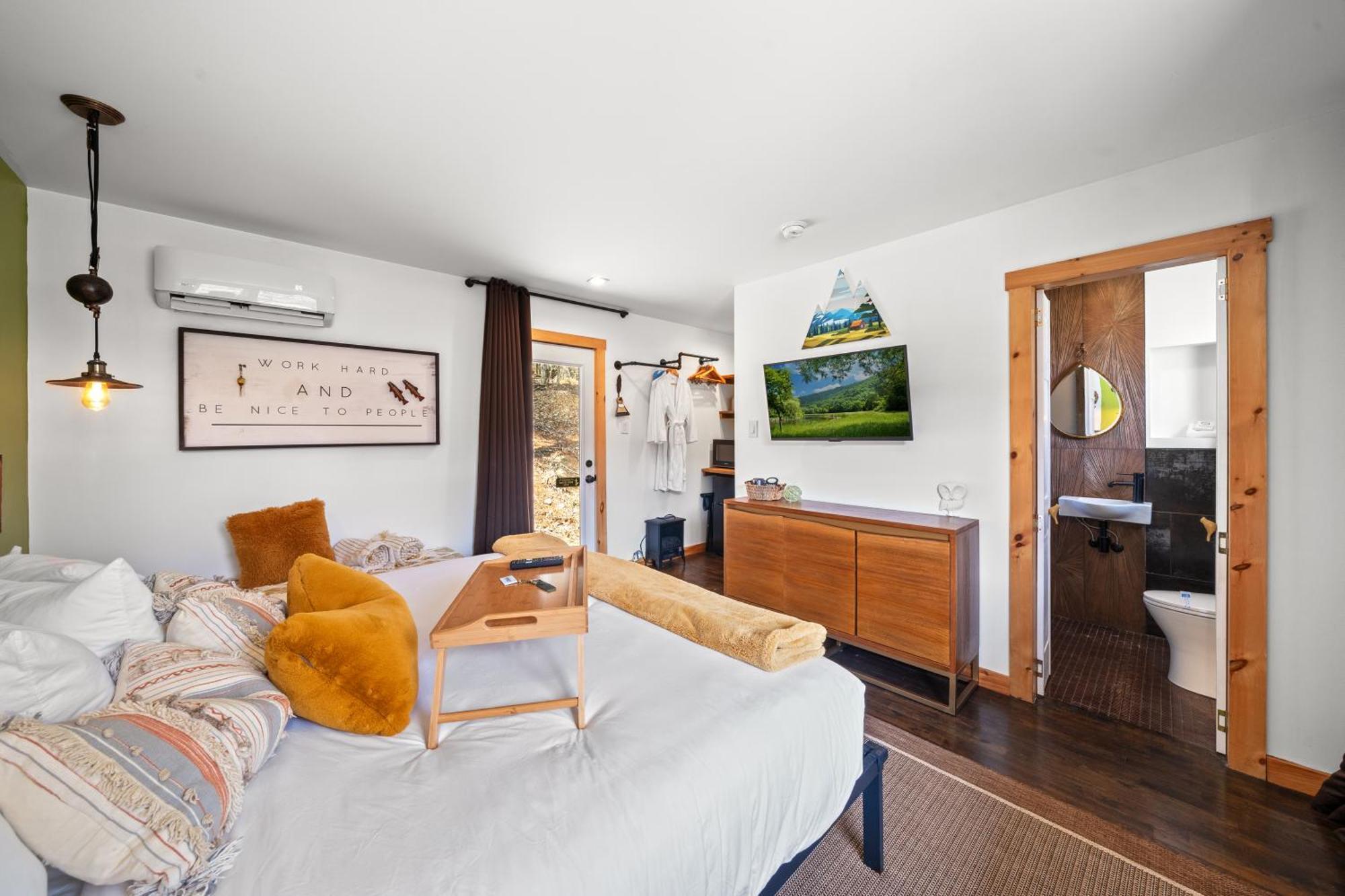 Green Acres Retreat Hancock 외부 사진